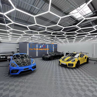 Éclairage LED Hexagonal Gaonengo pour Atelier de Detailing, Garage et Salle d'Exposition Automobile