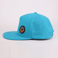 Cappello da Golf a 5 Pannelli Personalizzato con Logo, Asciugatura Rapida, Impermeabile, con Fori Perforati al Laser, Cappellino Sportivo da Corsa con Chiusura Snapback
