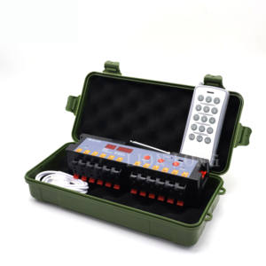 Pantalla de fuegos artificiales al aire libre Control remoto inalámbrico 12 señales Sistema de disparo de fuegos artificiales de llama fría - Product Image 2