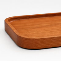 Plateau de service en bois de cerisier naturel avec rebord surélevé pour le petit-déjeuner, le thé, les desserts et le service au chevet