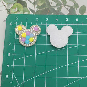 100 pièces personnalisé mignon tête de souris forme brillant scintillant Flatback perles pour enfants Festival <span class=keywords><strong>coiffure</strong></span> ornements décor - Product Image 5