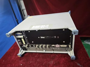 Analizador de Red de 4 Puertos R&S ZVB4 de 300 kHz a 4 GHz para Instrumentos de Prueba - Product Image 4