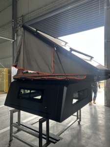 Hardtop en aluminium 4x4 tout-terrain sur mesure avec tente de toit intégrée pour pick-up et camping-car, idéal pour le tout-terrain - Product Image 5