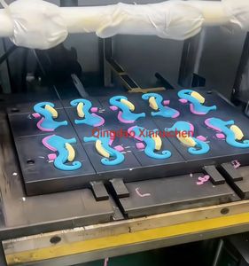 Presse hydraulique pour anneaux de dentition en silicone avec plage de pression personnalisable pour les fabricants de produits pour bébés - Product Image 5