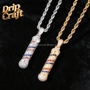 Collana con Ciondolo Cilindrico Stile Hiphop Barbershop, Gioiello Trendy in Rame con Accenti di Zirconi, Perfetto per Chi Ama la Parrucchiera - Product Image 5