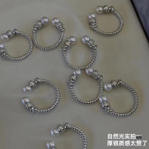 Bague en argent sterling de style médiéval à double perles torsadées, perles d'eau douce fortes et brillantes de 5 à 6 mm, presque parfaites - Product Image 4