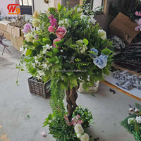 Décoration d'événements de mariage style forêt SMOOTH, centre de table artificiel en herbe verte et fleurs