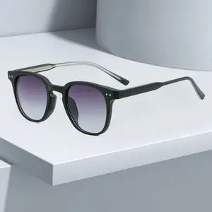 Kacamata trendi pria 6265 pemasok mewah 2024 kacamata buatan Tiongkok grosir kacamata khusus lensa ungu kacamata persegi sampanye
