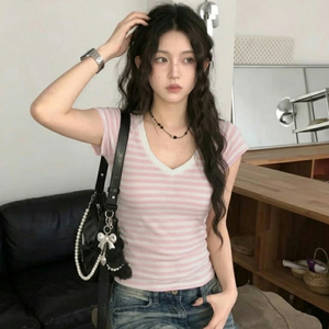 เสื้อยืดแขนสั้นคอวีลายทางสไตล์เกาหลีเรียบง่ายแฟชั่นอเนกประสงค์สำหรับผู้หญิงฤดูร้อนทรงเข้ารูปพอดีตัว - Product Image 1