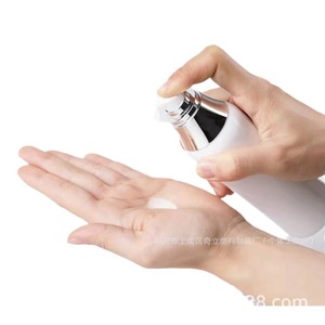 Botella cosmética acrílica Ql de 50 ml con cabezal dosificador para envasado de lociones y sérums - Product Image 5