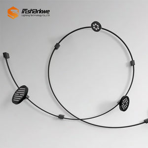 Rail d'éclairage <span class=keywords><strong>LED</strong></span> moderne réglable avec installation facile Ceinture magnétique suspendue Système d'éclairage COB Spots Corps de lampe en aluminium - Product Image 1