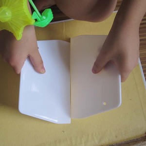Plastic Scraper Medium Trapezoidal Baking Tool Convenient Cutter Knife For Pastry Mixing - Product Image 3