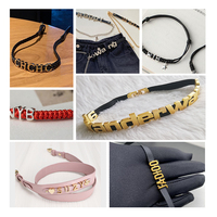 26 accessoires de sac de bricolage faits à la main lettres anglaises matériel perforé boucle en cuir et métal pour fins décoratives taille pertinente