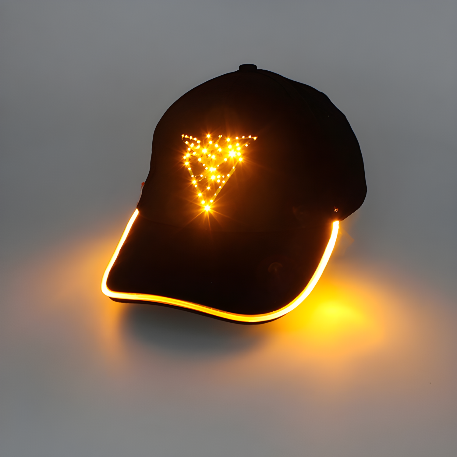 Luz amarilla Sombrero negro