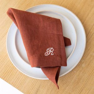Serviette de table carrée en <span class=keywords><strong>lin</strong></span> 100% lavé à la pierre, personnalisée avec un logo brodé simple, pour restaurant, hôtel - Product Image 4