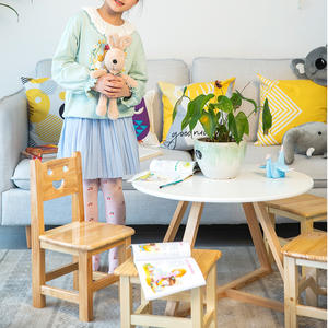 Ensemble de table d'étude et de chaises en bois massif de style moderne pour enfants pour la salle de classe préscolaire et la maternelle Lire pour expédier - Product Image 6
