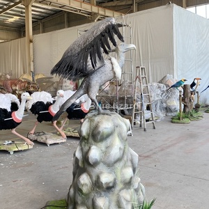 Modèle d'oiseau animatronique Teratornithidae, réplique de faucon à ailes écartées pour parc à thème animalier - Product Image 6