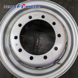 Jantes en acier pour camions lourds de 24 pouces avec pneus 295/80R24 22,5 pouces - Product Image 5