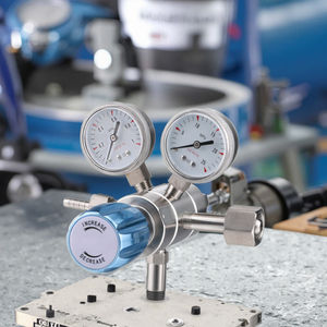 Regulador de presión de gas de oxígeno de acero inoxidable de dos etapas - Product Image 2