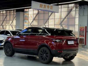 Land Rover Range Rover <span class=keywords><strong>Evoque</strong></span> 2015 2.0T Automático, Asientos de Cuero, Techo Solar, Faros LED, 5 Puertas, Edición Smart Luxury - Product Image 4