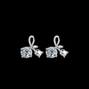 Pendientes de Plata de Ley S925 con Baño de Rodio y Moissanita en Forma de Mariposas para Mujer - Product Image 5