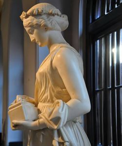 รูปปั้นหินอ่อนสีขาวสำหรับพระเยซูและพระแม่มารีแกะสลักหินกลางแจ้ง - Product Image 2