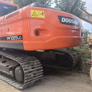 รถขุดไฮดรอลิก Doosan DX225LC มือสอง ขนาด 22 ตัน สำหรับงานก่อสร้าง ขาย - Product Image 4
