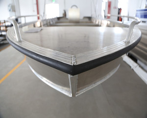 Bateau de pêche KINOCEAN <span class=keywords><strong>Basic</strong></span> de 5.8m en aluminium avec console centrale Bateau à rames de sport et de loisirs à vendre Fabriqué pour le surf - Product Image 3