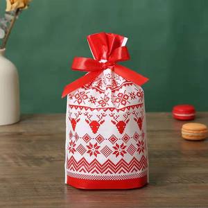 Bolsa de regalo de Navidad con MOQ bajo, bolsa de embalaje autoportante, diseño de bolsa con cordón de dibujos animados, bolsa de regalo para dulces - Product Image 1
