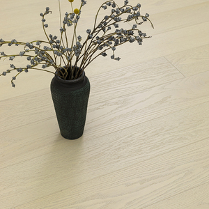 Plancher en bois <span class=keywords><strong>d</strong></span>'ingénierie en chêne <span class=keywords><strong>de</strong></span> haute qualité personnalisable, <span class=keywords><strong>prix</strong></span> <span class=keywords><strong>de</strong></span> gros, avec support en contreplaqué 7 couches - Product Image 6