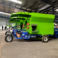 Chariot d'alimentation multifonctionnel pour ferme bovine, concassage, mélange et épandage d'herbe machine intégrée Matériel d'élevage