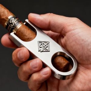 ที่วางซิการ์โลหะสั่งทำจากโรงงาน สลักโลโก้ด้วยเลเซอร์ ที่วางซิการ์แบบพกพา สแตนเลส รูปตัววี ที่หนีบซิการ์แบบพับได้ - Product Image 4