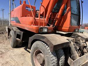 Excavadora de ruedas Doosan nueva marca 90%, en stock, excavadora usada de Corea marca Doosan Dh55 Dh60 Dh150 Dh210 a la venta - Product Image 6