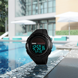 Orologio Sportivo Multifunzione con Alimentazione Solare, IP68, Display TFT, Sveglia, Impermeabile 50m, Unisex, Cinturino in Silicone, Ora Mondiale - Product Image 3