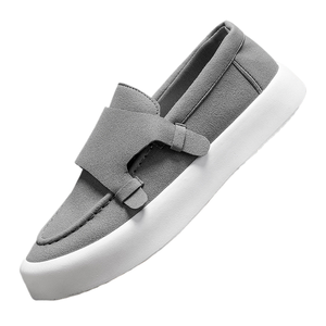 Nouvelles chaussures <span class=keywords><strong>bateau</strong></span> pour hommes style britannique 2025, respirantes, en PU, à motif uni, pour l'été, tendance, décontractées, pour jeunes - Product Image 1