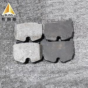 Étriers <span class=keywords><strong>de</strong></span> frein <span class=keywords><strong>de</strong></span> course haute Performance 8 pistons <span class=keywords><strong>Kit</strong></span> <span class=keywords><strong>de</strong></span> frein Forge en céramique GT8 plaquettes <span class=keywords><strong>de</strong></span> frein en gros pièces <span class=keywords><strong>de</strong></span> rechange sans bruit - Product Image 4