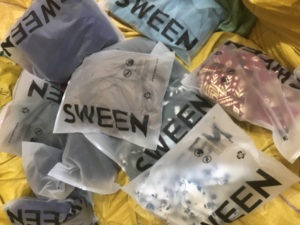 Mixed Clothing Bales Used <b>Clothes</b> Bulk Wholesale Factory Direct Packed in Plastic Bags Yellow Sacks - Product Image 5