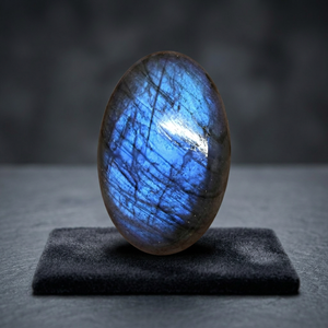 Lot en gros de cabochons ovales en labradorite bleue naturelle, certifiés par un tiers, Gopika Exports, pour la fabrication de bijoux - Product Image 2