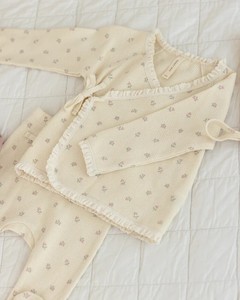 Conjunto de Ropa de Bebé de 3 Piezas: Pantalones Ligeros de Verano con Volantes de Ganchillo y Cordón, Cierre de Cinturón y Diseño Sólido Tipo Waffle para Recién Nacidos - Product Image 6