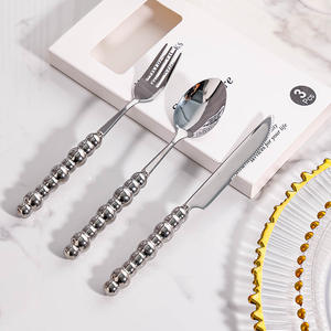 पर्ल सिरेमिक हैंडल वेस्टर्न-स्टाइल टेबलवेयर इंस्टाग्राम स्टाइल गर्ल हार्ट घरेलू स्टेनलेस स्टील चाकू और कांटा चम्मच स्टेक - Product Image 5