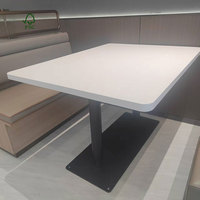 Dessus de table en marbre carré super blanc avec mobilier de restaurant à surface brillante-Ensemble de cabines en cuir