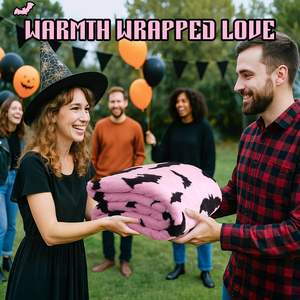 Couverture de canapé Halloween rose avec motif mignon de chauve-souris et toile d'araignée, en polaire, pour décorer le canapé, le lit, le sofa, couverture douce et confortable en peluche - Product Image 5