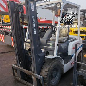 Montacargas TCM FD25T3C de 2.5 toneladas, montacargas usado de Japón, 2.5 toneladas, motor Isuzu C240, máquina usada, montacargas a gasolina, 4000MM 2500KG - Product Image 3