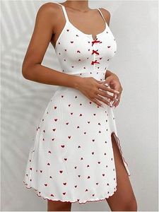 Sfy-y1463 Meilleure vente Chemise de nuit côtelée pour femmes séduisantes, avec joli nœud, imprimé cœurs, fente latérale, pyjama érotique - Product Image 2