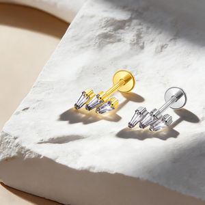 Pendiente de Oreja de Titanio G23 con Baño de Oro de 18K, Estándar YS ASTM F136, con Parte Trasera Plana y Rosca Interna - Product Image 4