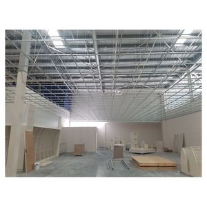 Panneau de <span class=keywords><strong>plafond</strong></span> en aluminium durable, système de <span class=keywords><strong>plafond</strong></span> métallique suspendu au design moderne pour <span class=keywords><strong>plafond</strong></span> de <span class=keywords><strong>couloir</strong></span> d'hôtel - Product Image 4
