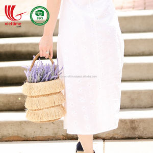 Vente en gros de sacs à main en paille jacinthe d'eau vintage écologiques du Vietnam décorations de gland de broderie de plumes - Product Image 5