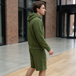 Ensemble 2 pièces pour homme de haute qualité, style streetwear américain délavé à l'acide, 100% coton, comprenant un short tricoté et un sweat à capuche Saint Vanity - Product Image 4