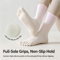 Chaussettes de sport pieds nus OEM personnalisées d'usine de haute qualité, chaussettes à cinq doigts, chaussettes à dégradé, chaussettes à orteils pour la randonnée et la gym