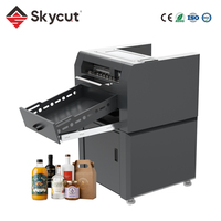 Máquina de corte y troquelado Skycut para múltiples materiales (PVC, PET, vinilo) con sistema de alimentación por absorción y función de hendido